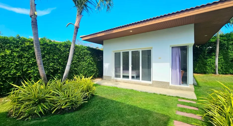 For sale 4 bedrooms villa in Hua Hin, Prachuap Khiri Khan