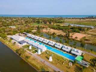 For sale 13 bedrooms hotel in Mueang Phetchaburi, Phetchaburi