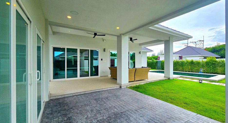 For sale 3 bedrooms villa in Hua Hin, Prachuap Khiri Khan