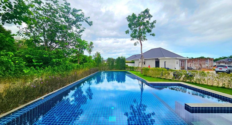 For sale 3 bedrooms villa in Hua Hin, Prachuap Khiri Khan