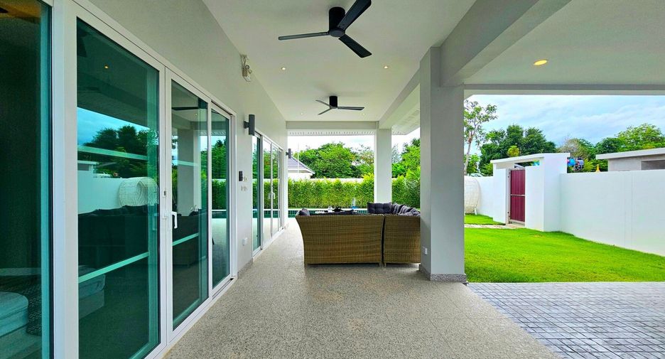 For sale 3 bedrooms villa in Hua Hin, Prachuap Khiri Khan