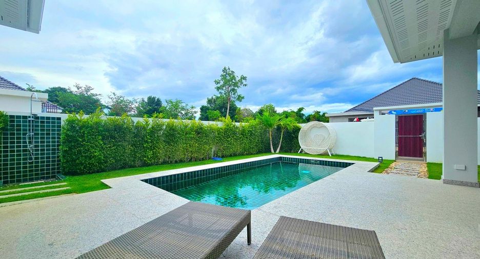 For sale 3 bedrooms villa in Hua Hin, Prachuap Khiri Khan
