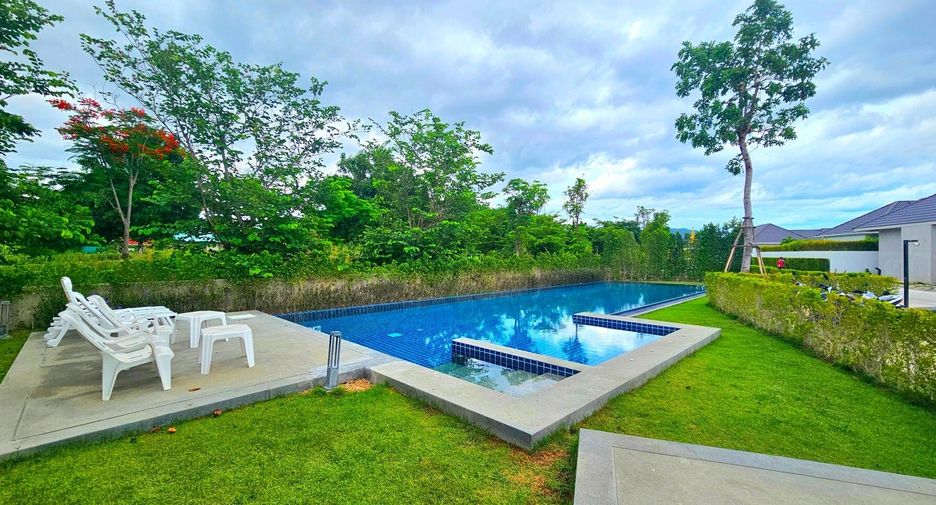 For sale 3 bedrooms villa in Hua Hin, Prachuap Khiri Khan