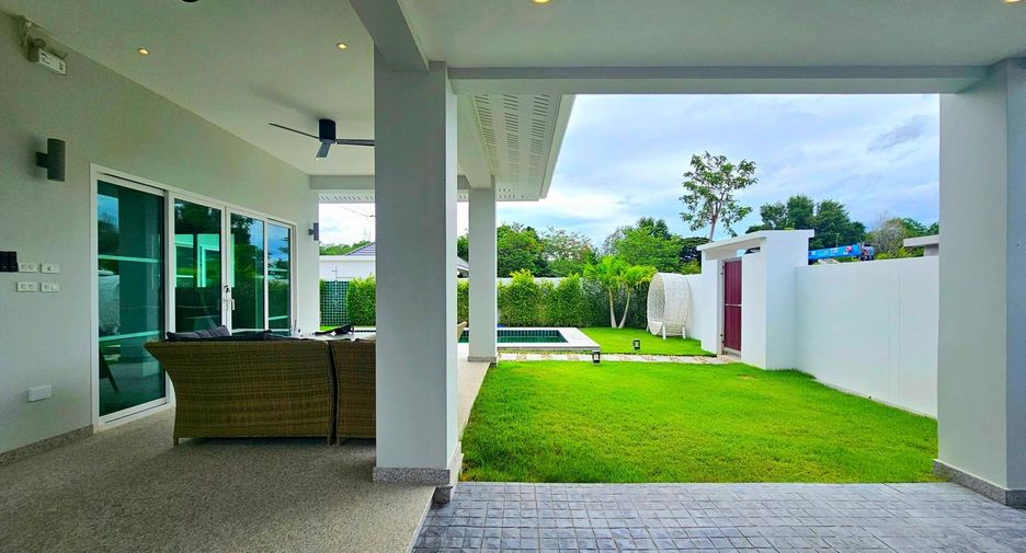 For sale 3 bedrooms villa in Hua Hin, Prachuap Khiri Khan
