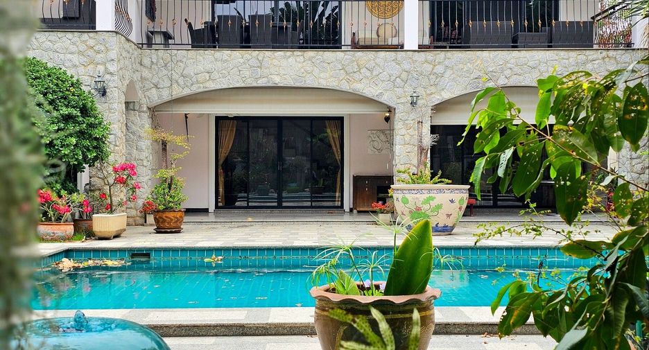 Villa zum Kauf mit 3 Zimmer in Hua Hin, Prachuap Khiri Khan
