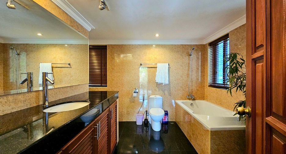 Villa zum Kauf mit 3 Zimmer in Hua Hin, Prachuap Khiri Khan