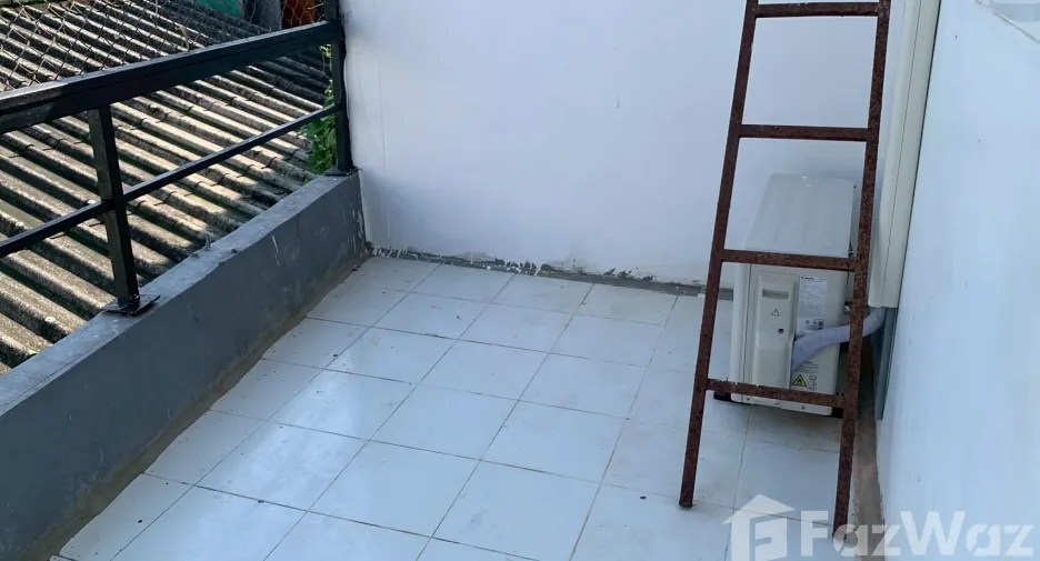 For sale and for rent 2 bedrooms townhouse in Mueang Kalasin, Kalasin