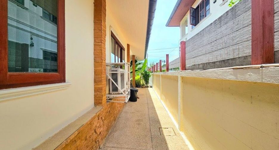 À vendre 3 chambres villa à Hua Hin, Prachuap Khiri Khan