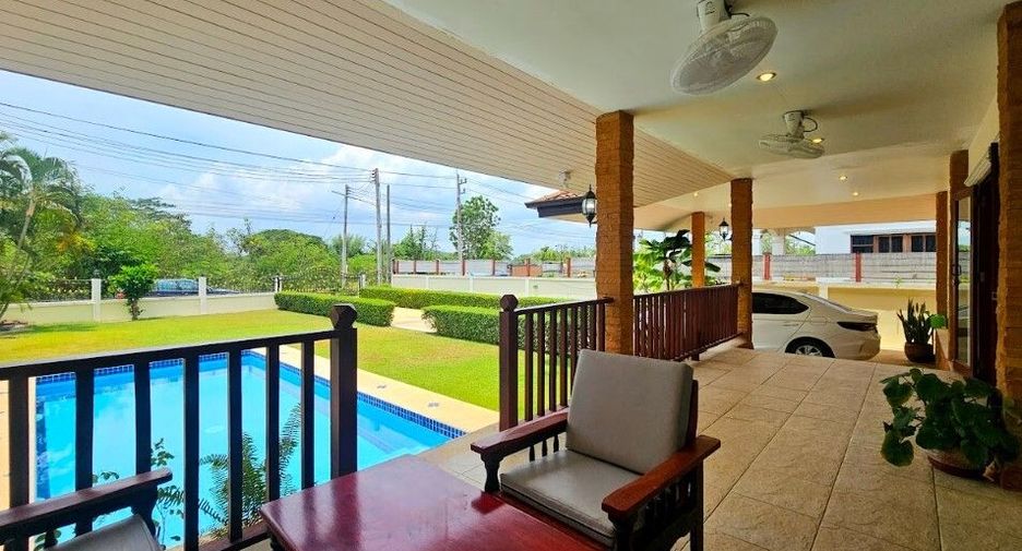 À vendre 3 chambres villa à Hua Hin, Prachuap Khiri Khan