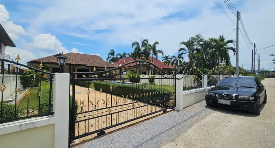 À vendre 3 chambres villa à Hua Hin, Prachuap Khiri Khan