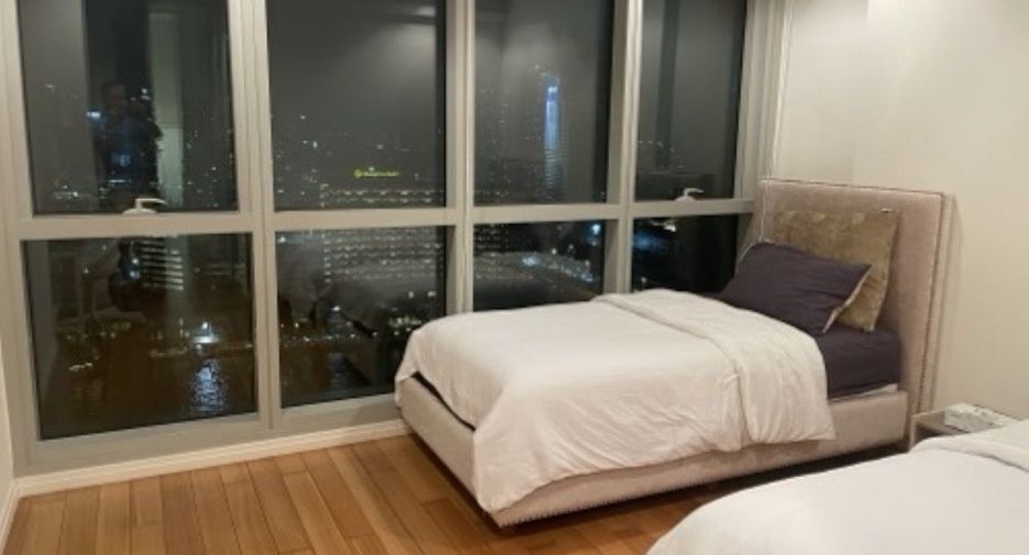 ขาย 2 ห้องนอน คอนโด ใน สาทร, กรุงเทพฯ