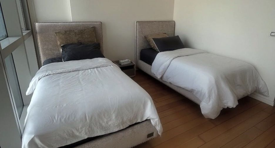 ขาย 2 ห้องนอน คอนโด ใน สาทร, กรุงเทพฯ
