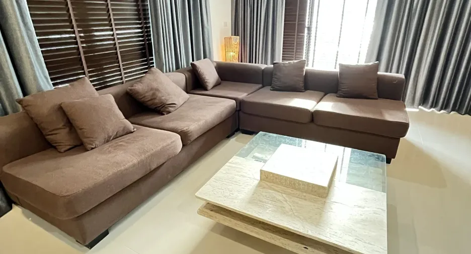 For rent 2 bedrooms condo in Watthana, Bangkok