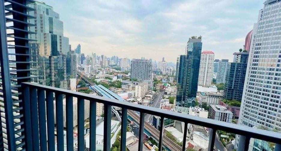 Wohnung zur Miete mit 2 Zimmer in Khlong Toei, Bangkok