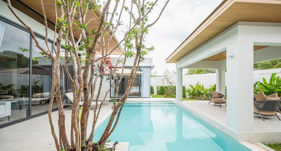 For rent 4 bedrooms villa in Mueang Phuket, Phuket
