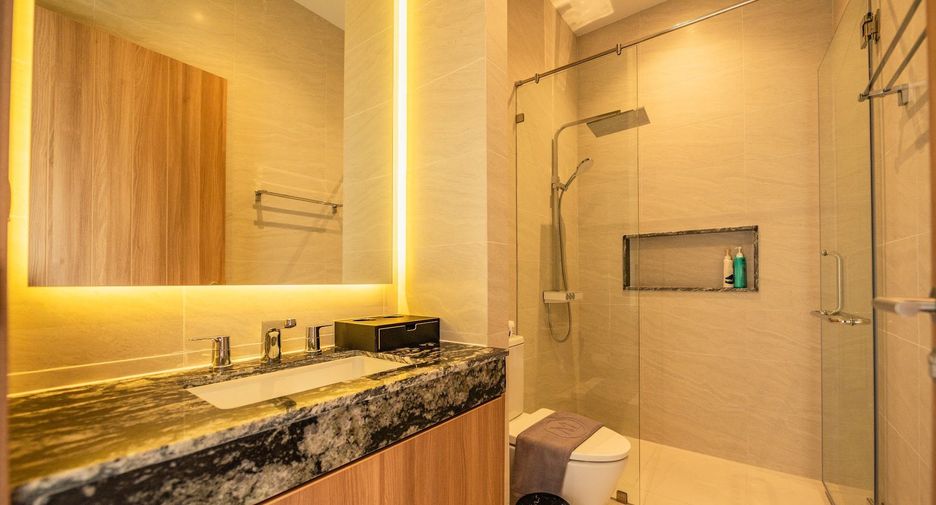 For rent 4 bedrooms villa in Mueang Phuket, Phuket