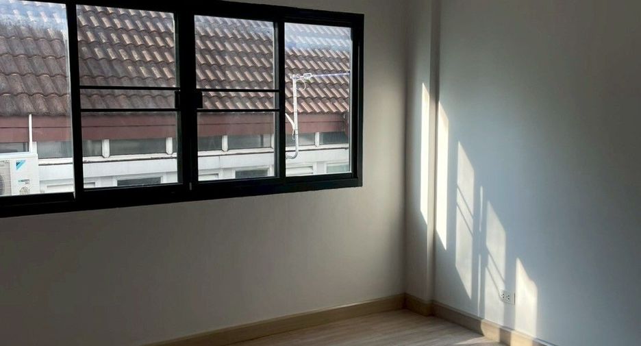 For sale 4 bedrooms townhouse in Mueang Phuket, Phuket