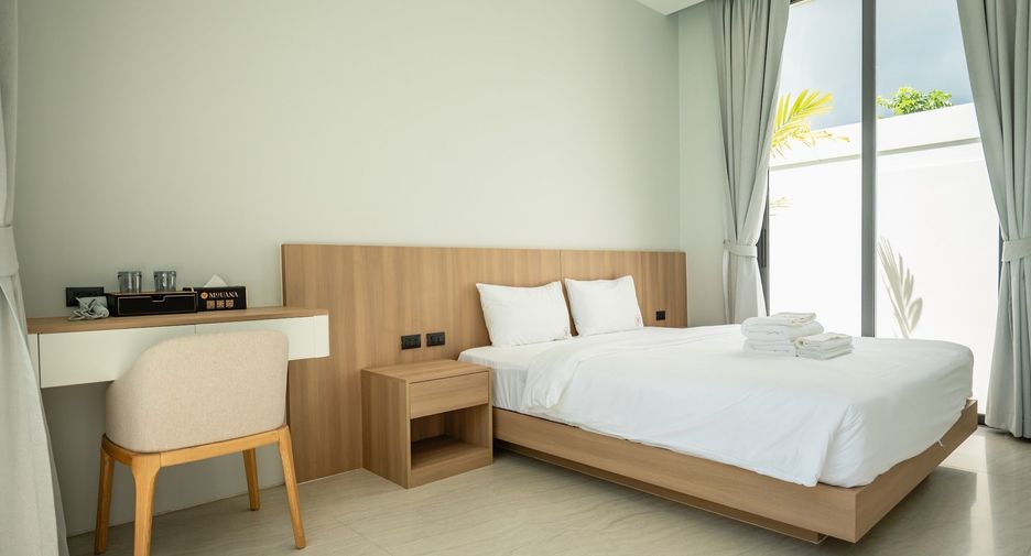 For rent 4 bedrooms villa in Mueang Phuket, Phuket
