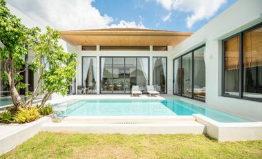 For rent 4 bedrooms villa in Mueang Phuket, Phuket