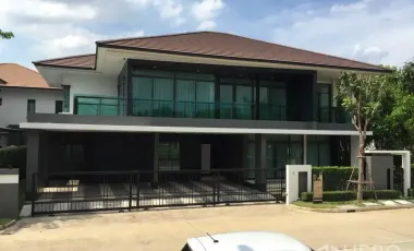 For rent and for sale 5 bedrooms house in Bang Kapi, Bangkok