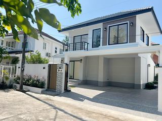 出售 4 卧室 独立屋 在 Phuket Town, 普吉