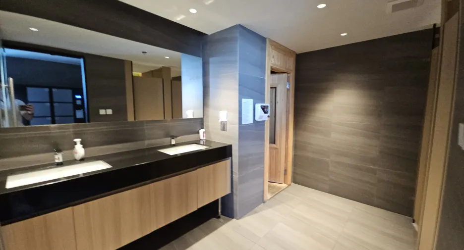 For rent 2 bedrooms condo in Bang Lamung, Chonburi