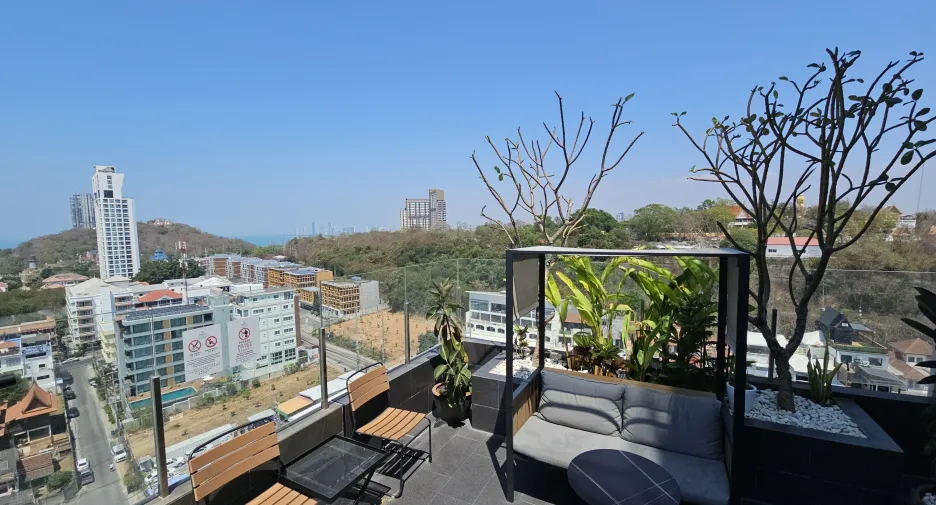 For rent 2 bedrooms condo in Bang Lamung, Chonburi