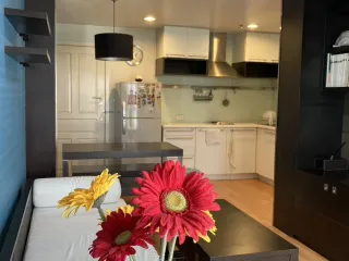 À vendre 1 chambre condo à Yan Nawa, Bangkok