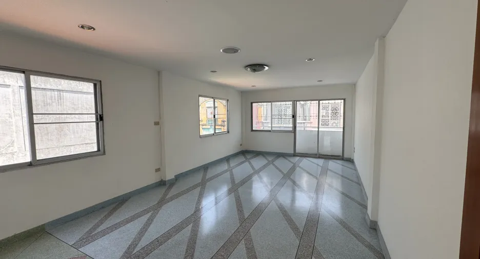 For sale 10 bedrooms townhouse in Thung Khru, Bangkok