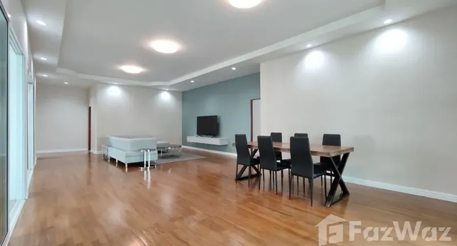 Wohnung zur Miete mit 3 Zimmer in Watthana, Bangkok