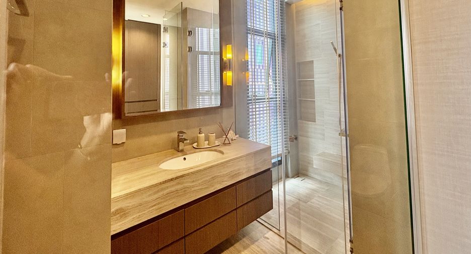 For rent 2 bedrooms condo in Sathon, Bangkok