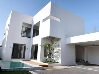 Продажа 4 спальни дом в Mueang Chiang Mai, Чианг Маи