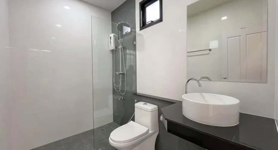 For rent 3 bedrooms house in Mueang Chiang Mai, Chiang Mai