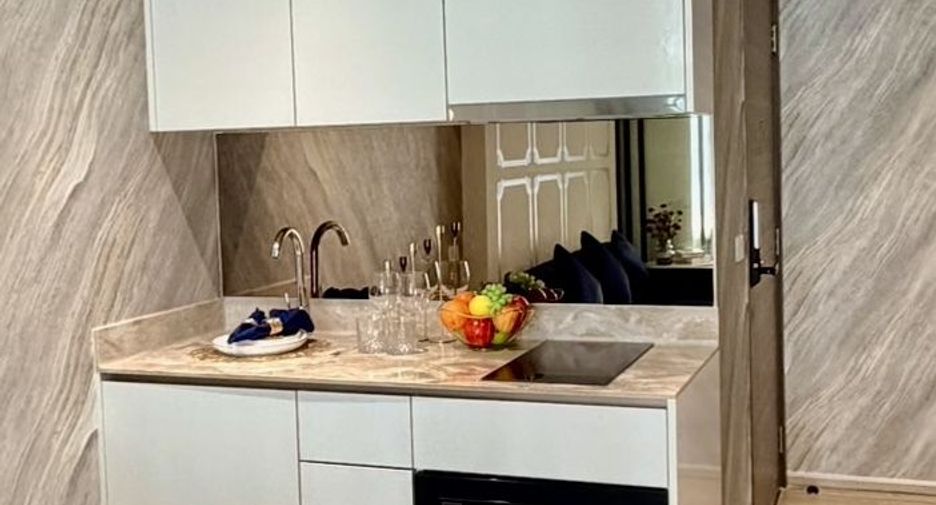Condo en alquiler de 2 habitaciones en Khlong Toei, Bangkok
