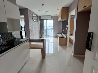 For sale 2 ベッドルーム condo in Saphan Sung, Bangkok