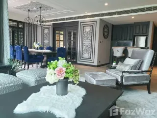 For rent 4 bedrooms condo in Pathum Wan, Bangkok