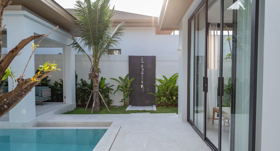 For rent 4 bedrooms villa in Thalang, Phuket