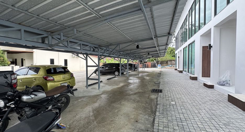 For rent 2 bedrooms townhouse in Thalang, Phuket