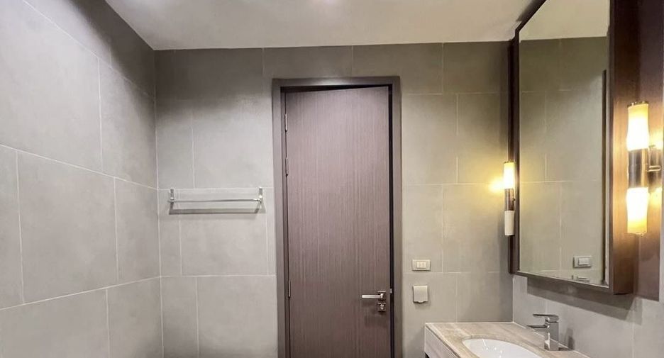 For sale 2 bedrooms condo in Sathon, Bangkok