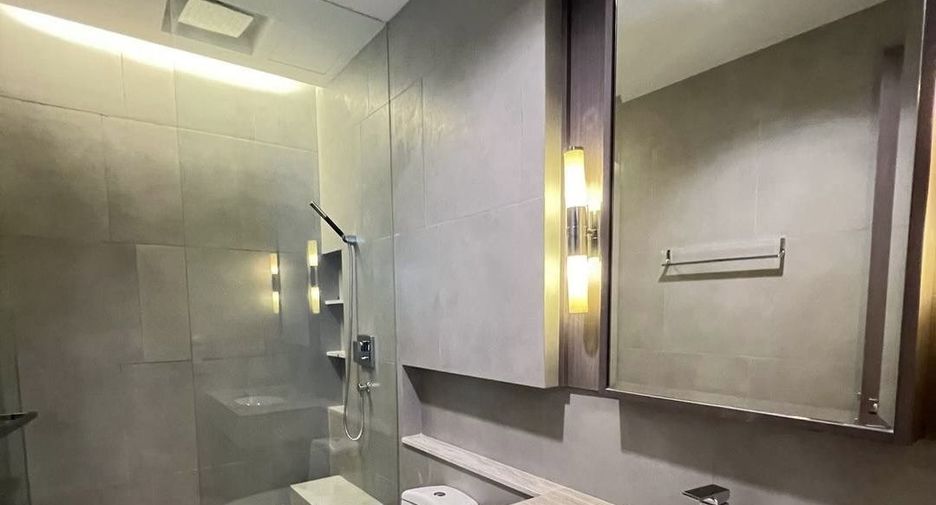 For sale 2 bedrooms condo in Sathon, Bangkok