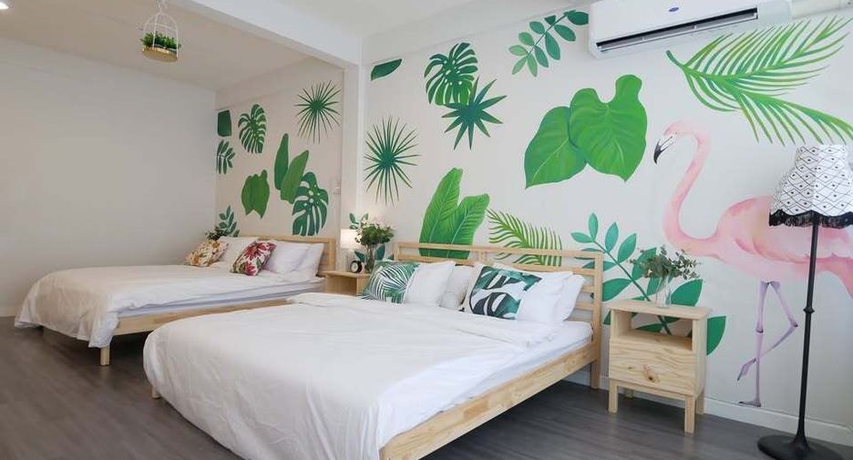 For rent 2 bedrooms townhouse in Watthana, Bangkok