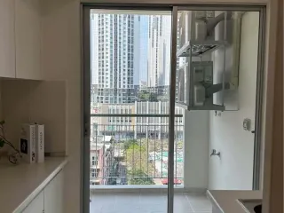 Продажа 1 кровать кондо в Банг Пхлат, Бангкок