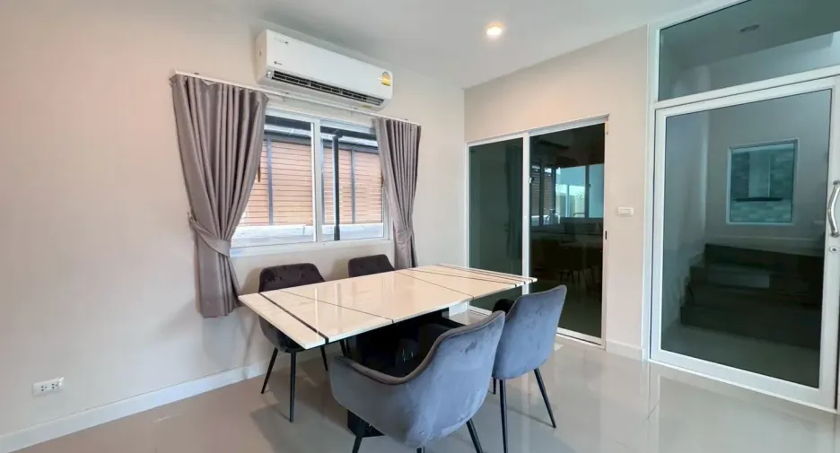 出租 4 卧室 独立屋 在 Phuket Town, 普吉