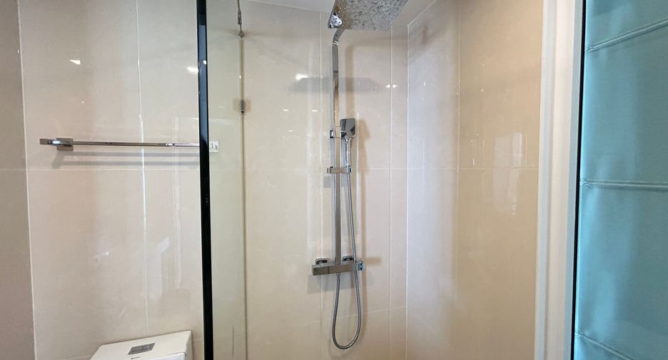 Wohnung zur Miete und zum Kauf mit 1 Zimmer in Bang Lamung, Chonburi