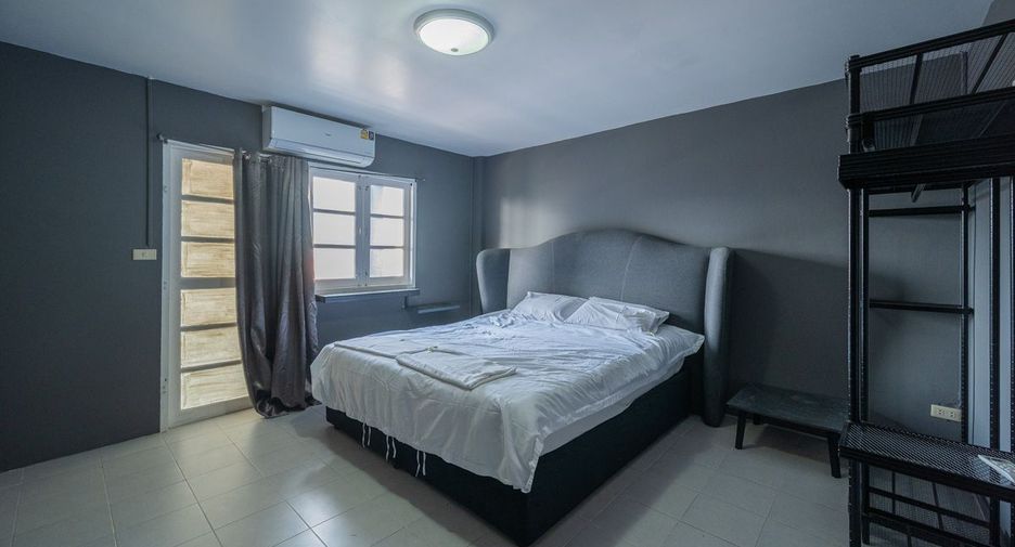 For sale 12 bedrooms house in Bang Lamung, Chonburi