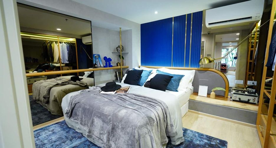 For sale 2 bedrooms condo in Bang Rak, Bangkok
