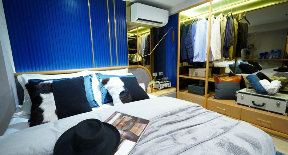 For sale 2 bedrooms condo in Bang Rak, Bangkok