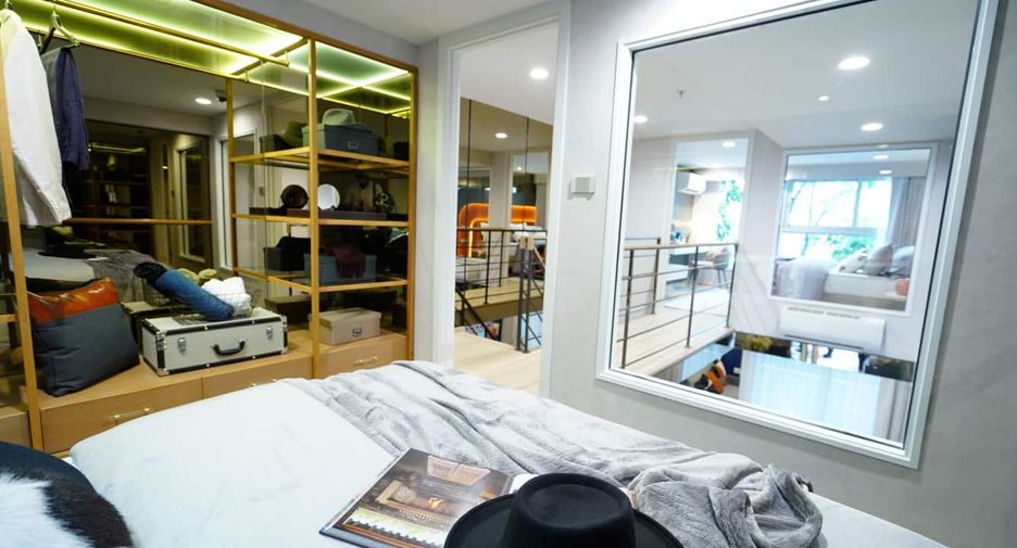 For sale 2 bedrooms condo in Bang Rak, Bangkok