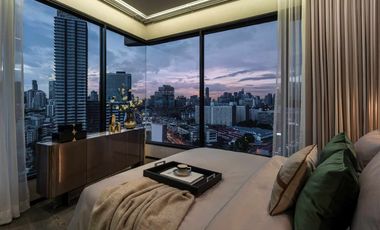 For sale 2 bedrooms condo in Khlong Toei, Bangkok