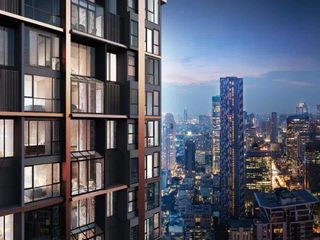 For sale 3 ベッドルーム condo in Sathon, Bangkok